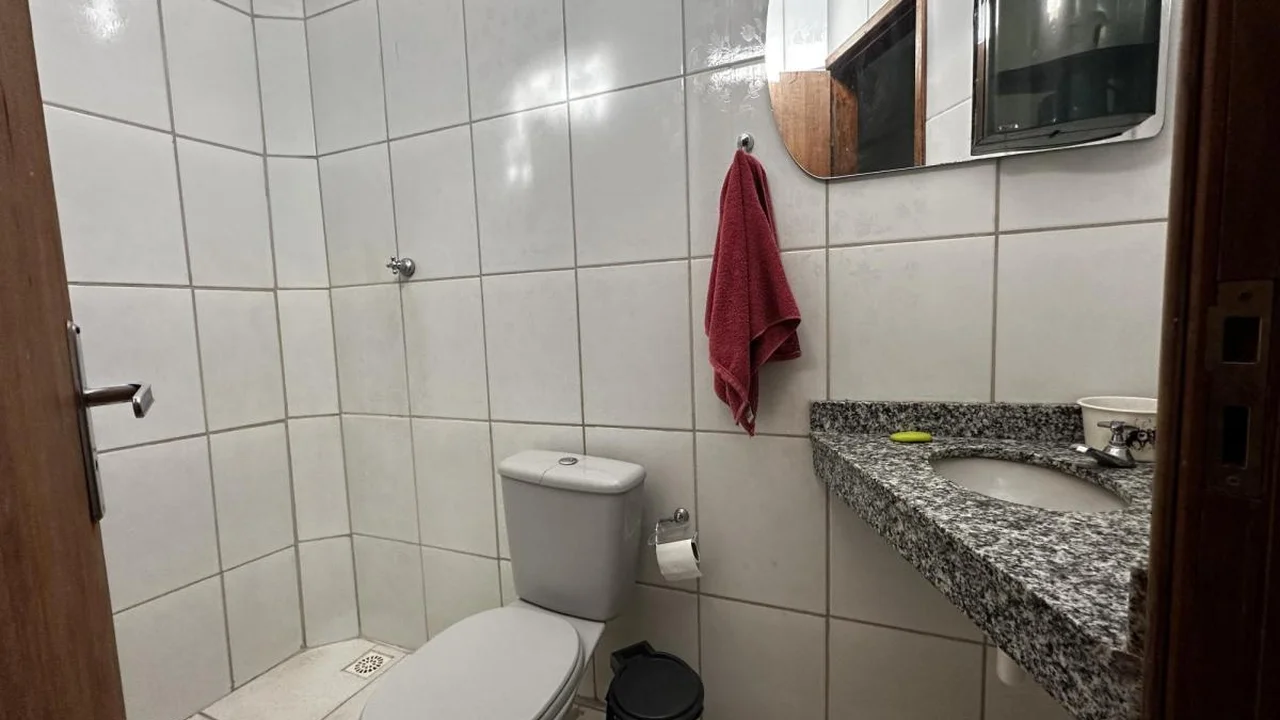 1 Apartamento e 4 kitnets, Cassimiro de Abreu - Santa Luzia