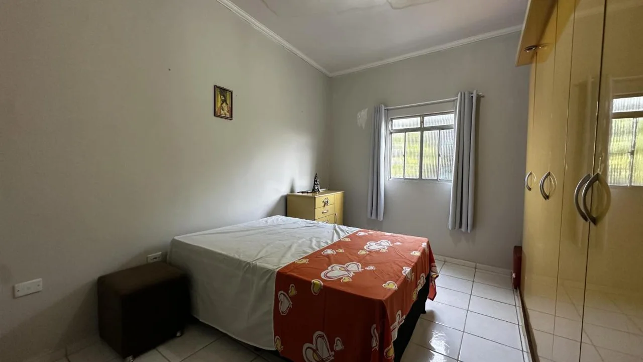 1 Apartamento e 4 kitnets, Cassimiro de Abreu - Santa Luzia