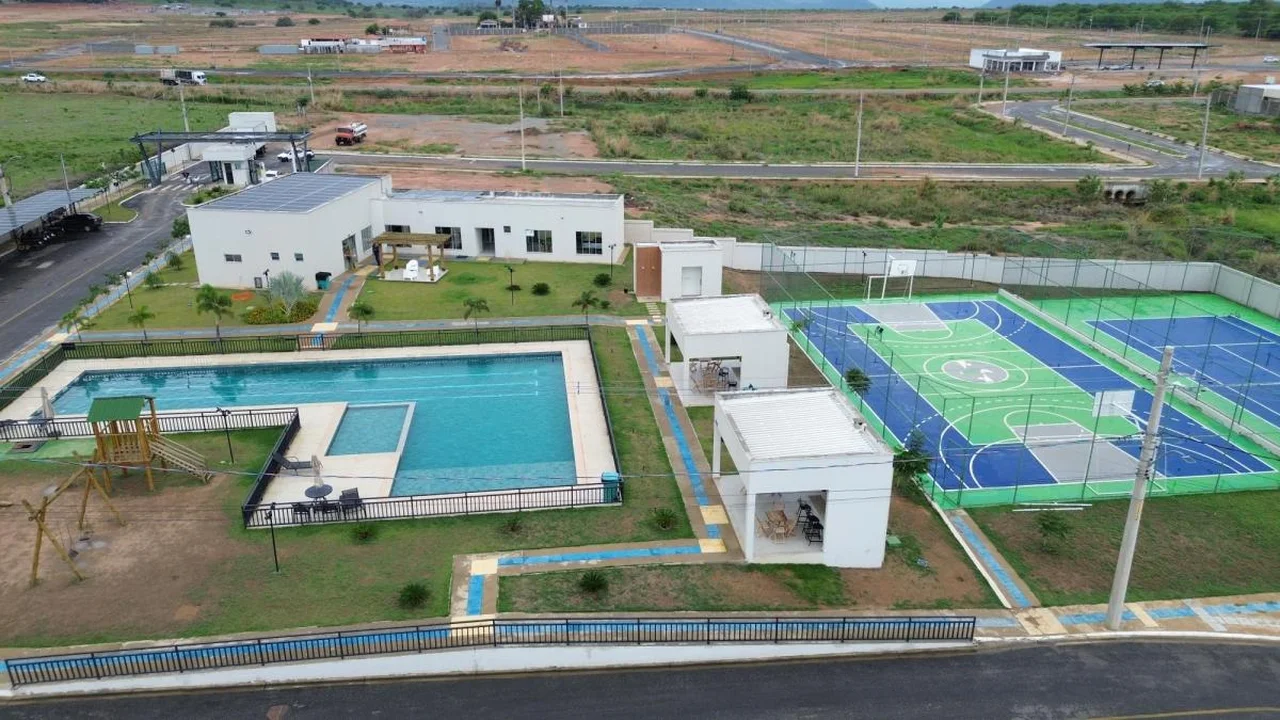 Casa no Condomino Conde