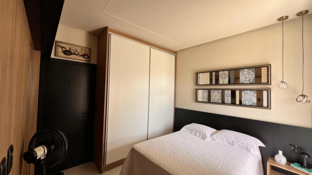 Casa de Alto Padrão em Condomínio Fechado no Poço do Magro