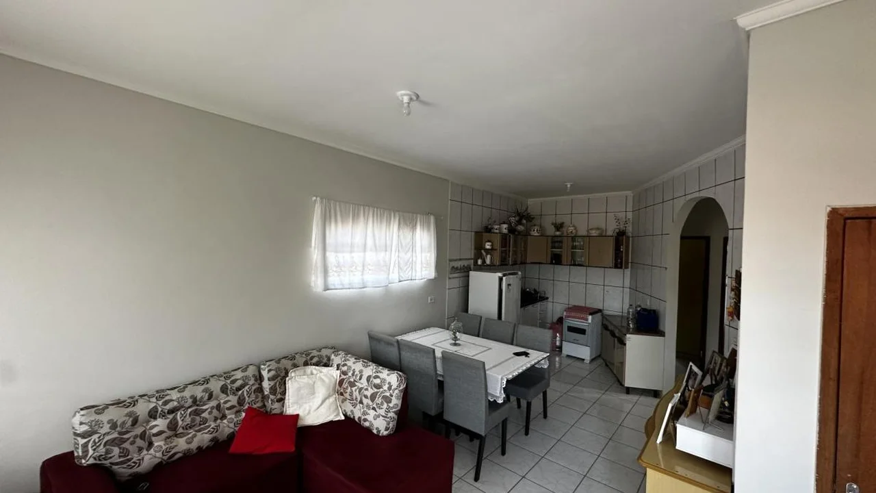 1 Apartamento e 4 kitnets, Cassimiro de Abreu - Santa Luzia