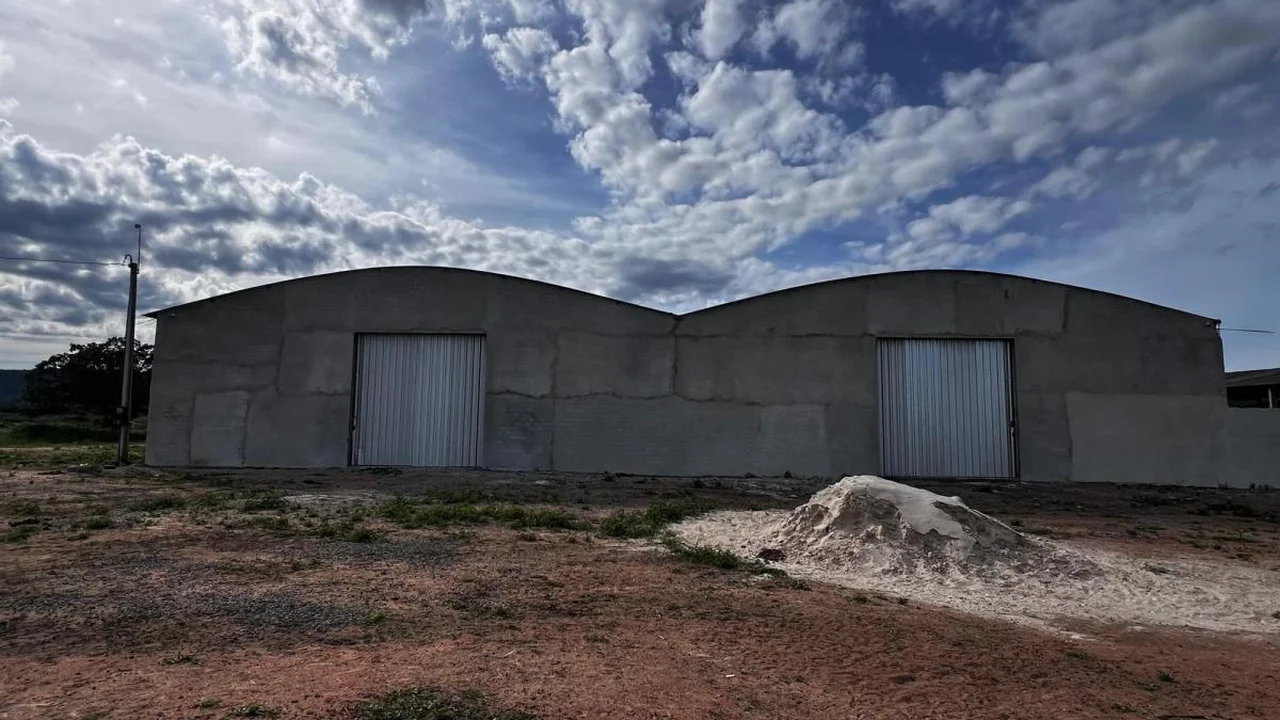 Galpão para locação saida para caetite