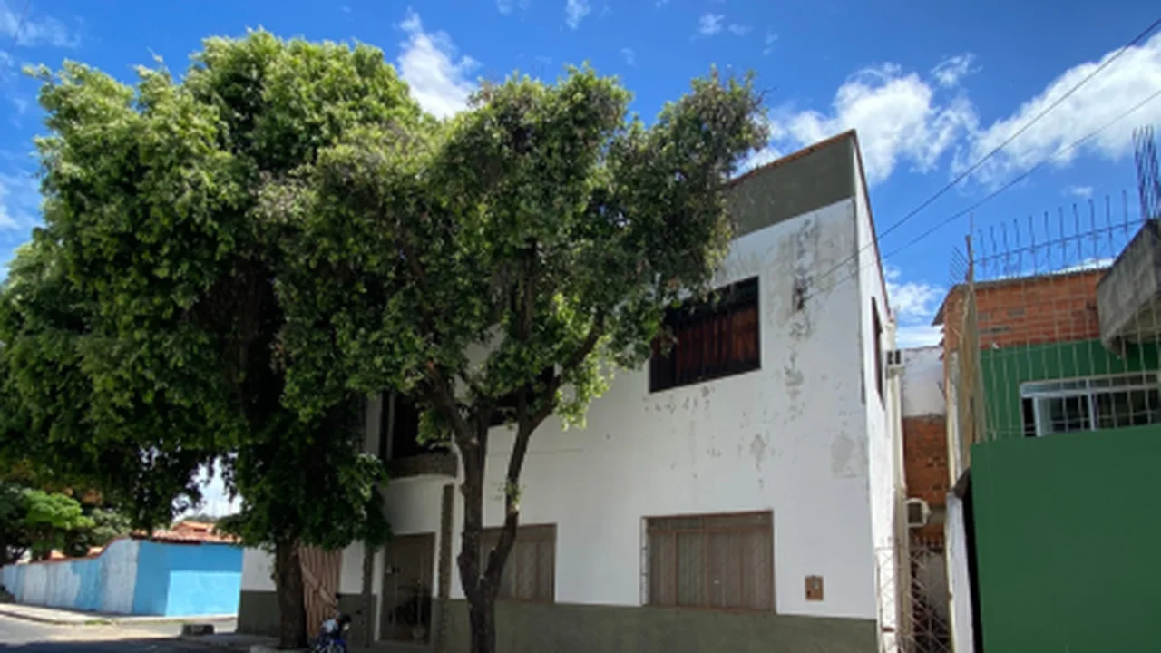 Imóvel comercial à venda – Centro – Guanambi/BA