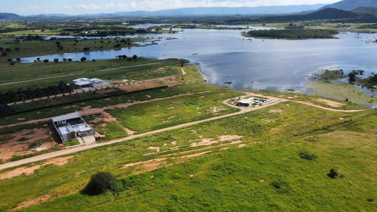 Condomínio Brisa do Lago