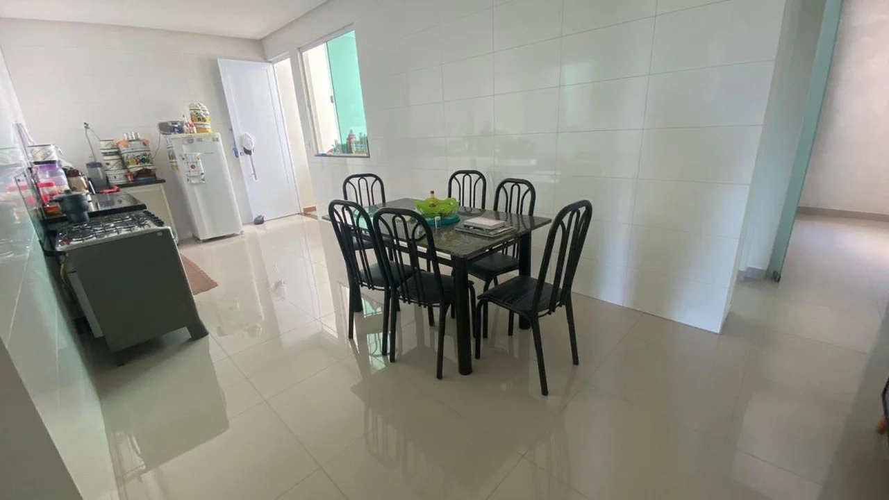 Casa com ponto comercial Bairro Ipiranga