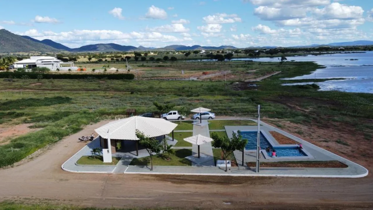 Condomínio Brisa do Lago